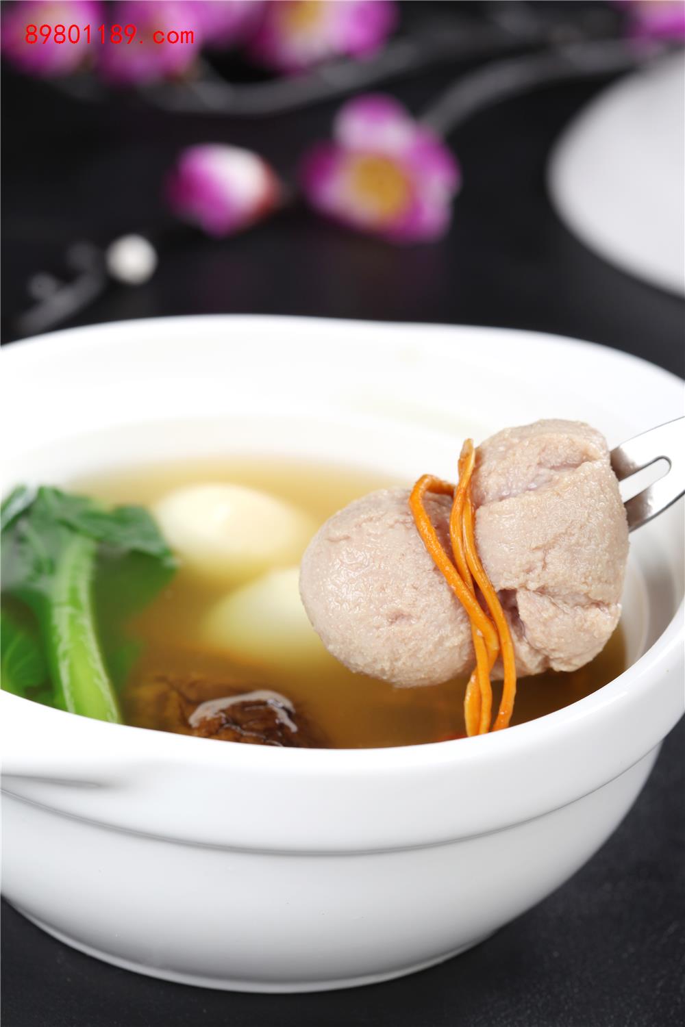 珍菌炖鸡腰
