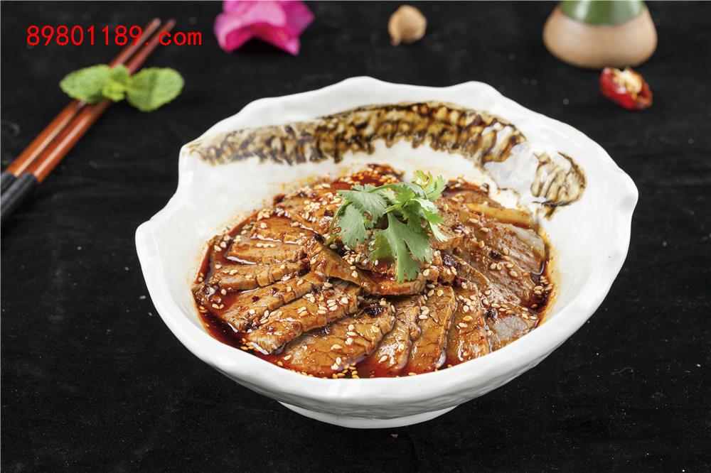 凉拌牛肉-