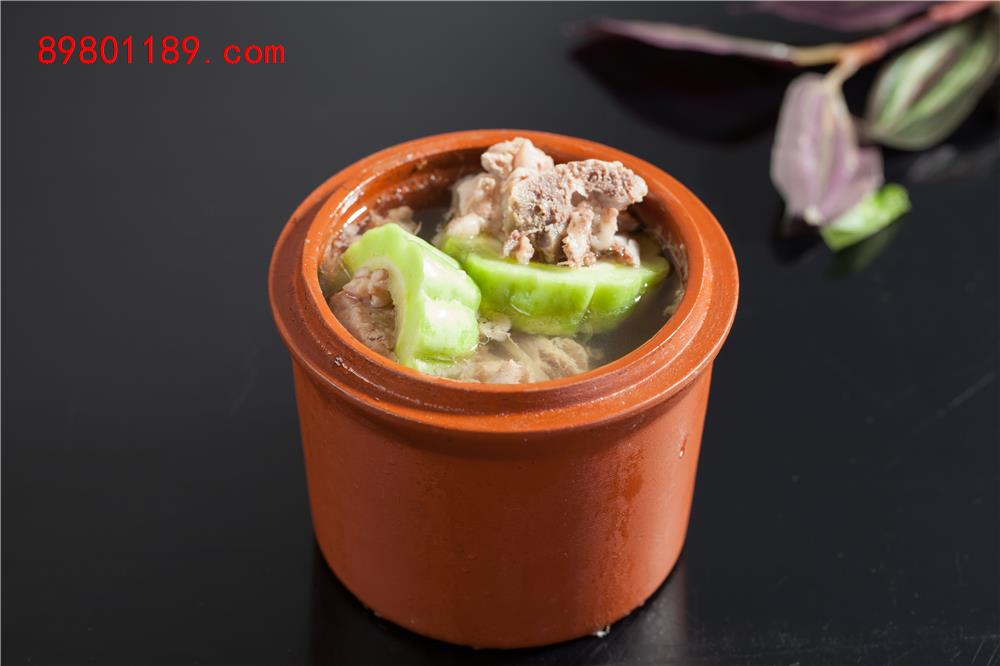 凉瓜黄豆排骨汤
