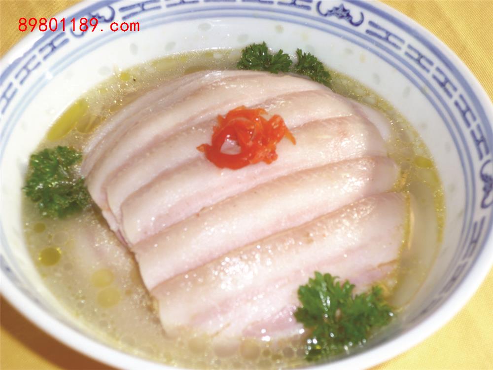 咸肉扣水笋
