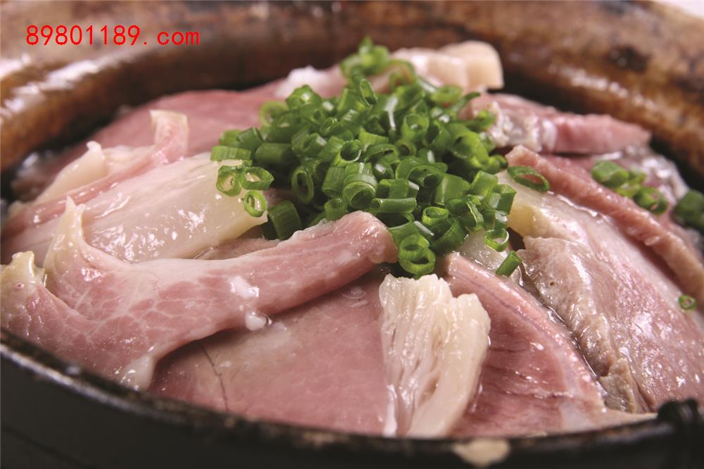 咸肉芋艿煲