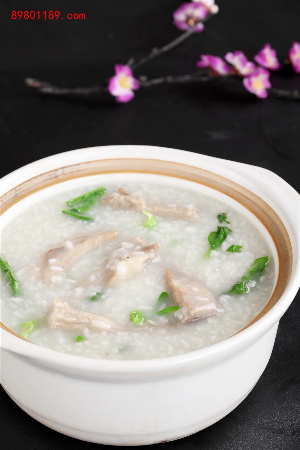 咸菇砂锅粥