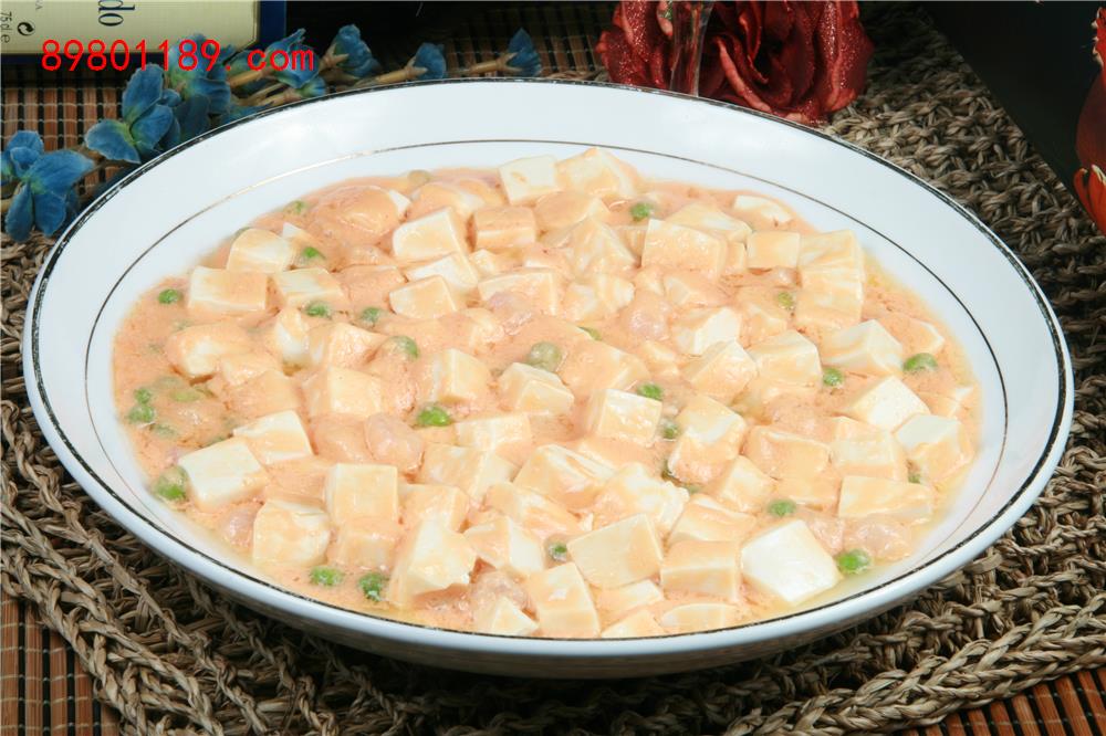 咸蛋黄虾仁豆腐