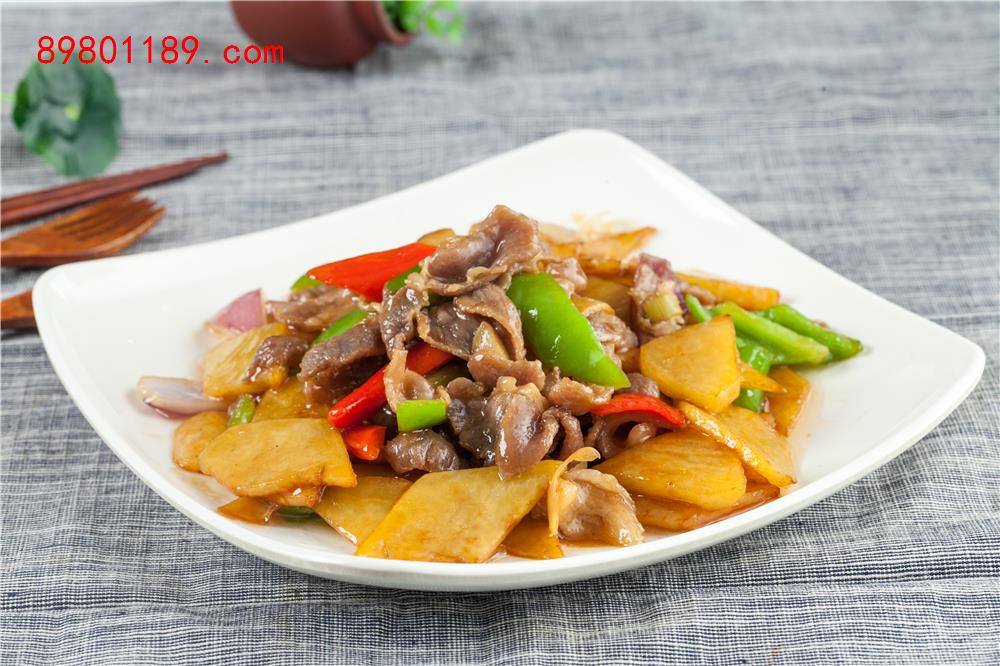 土豆烧羊肉-