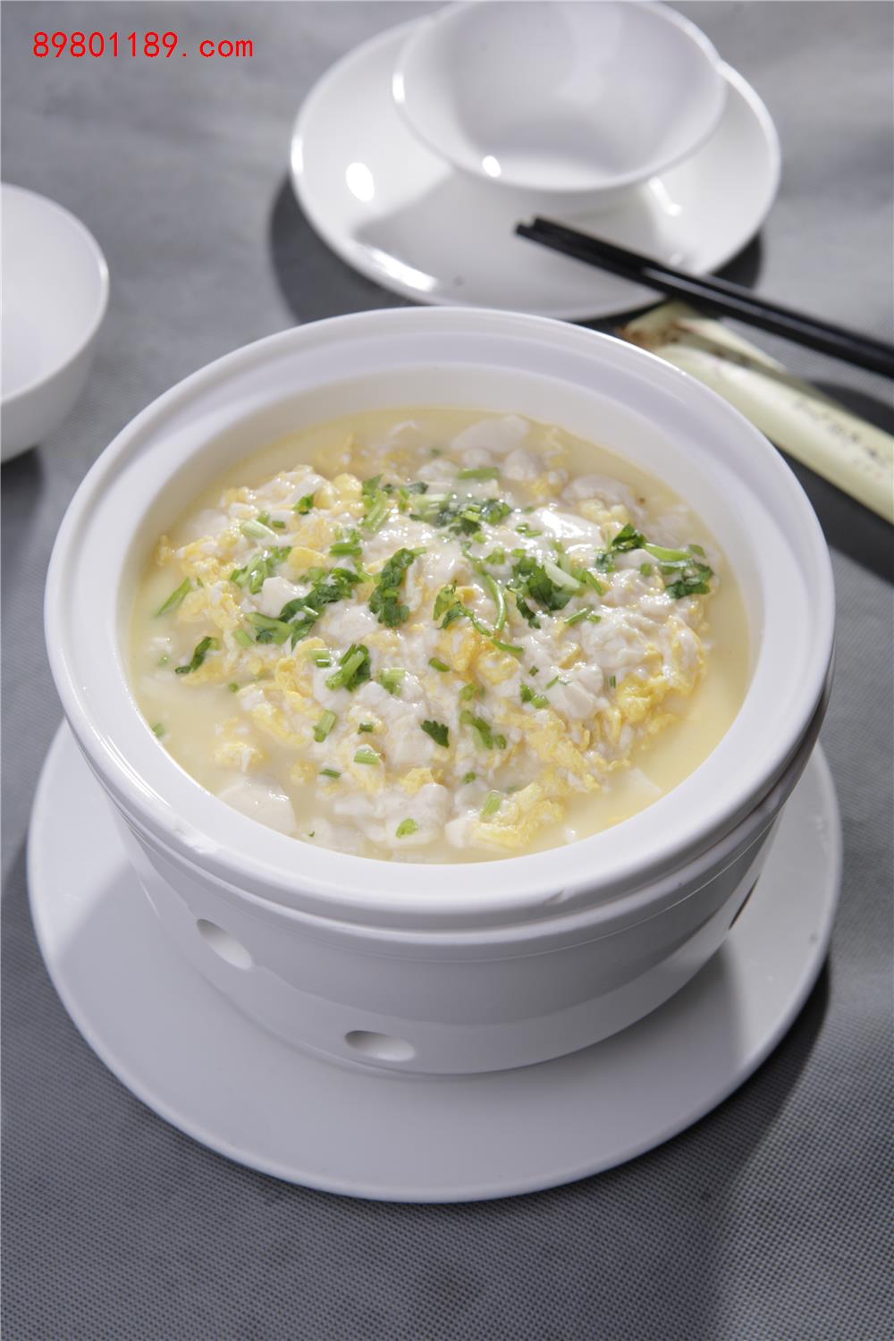 土鸡蛋窜豆腐