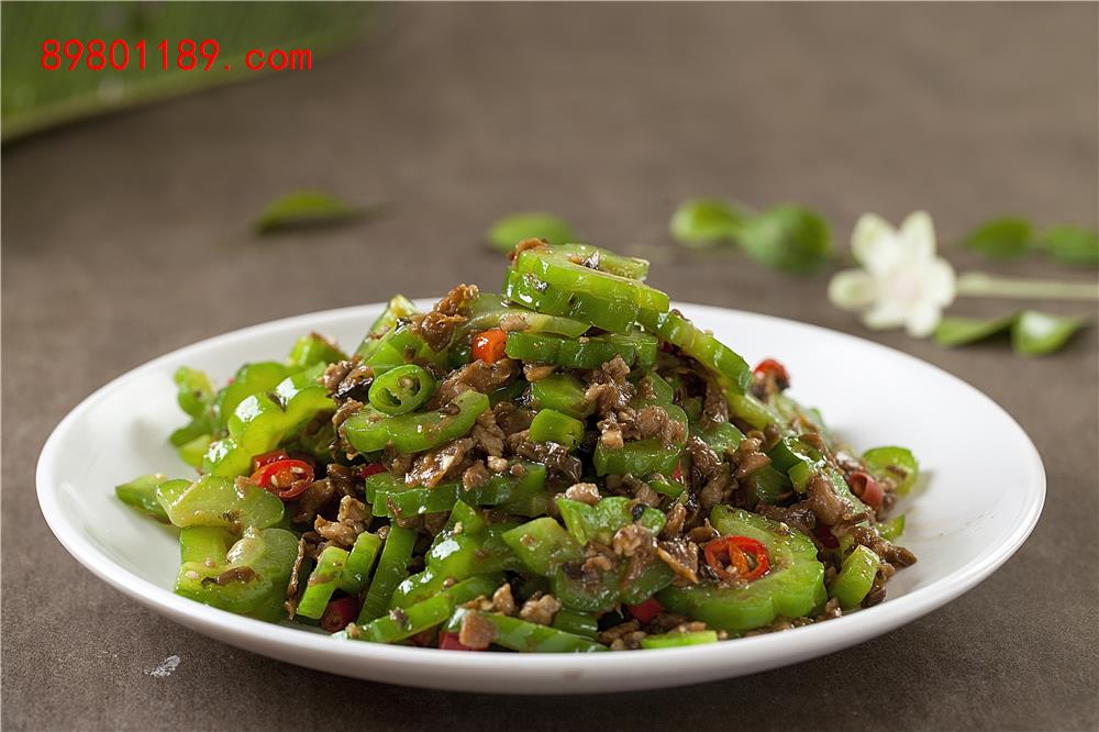 外婆菜炒苦瓜