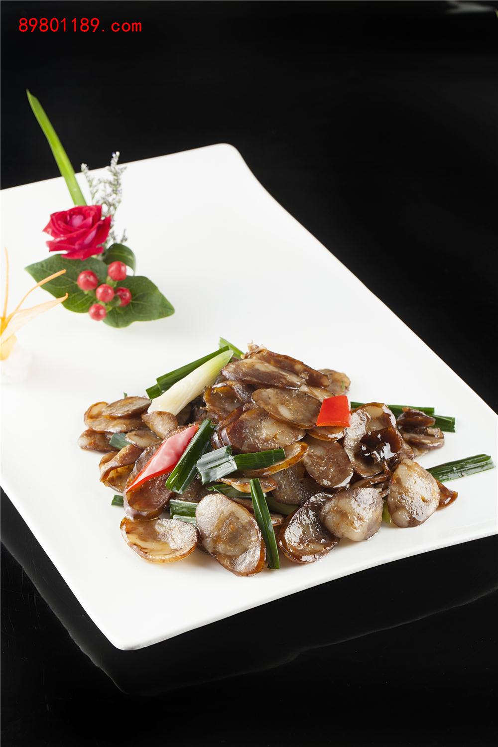 大蒜炒香肠-