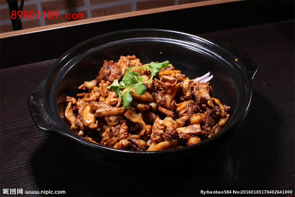 奇味鸡煲