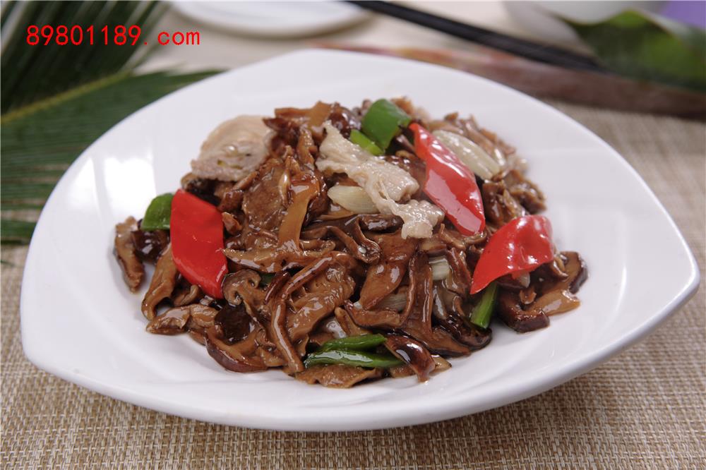 小炒东北土豆蘑