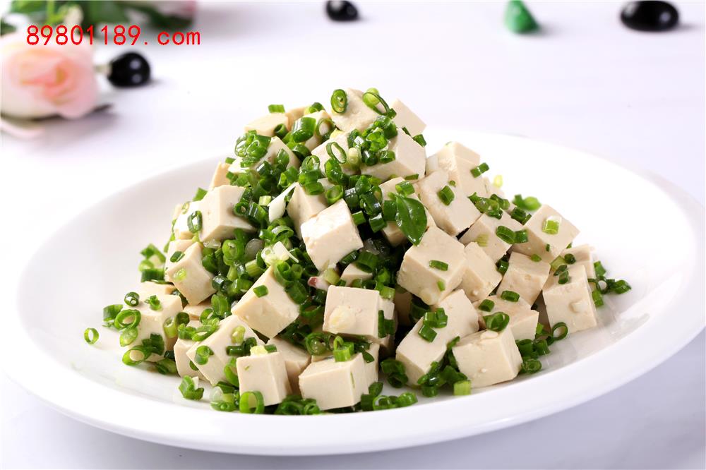 小葱拌豆腐元