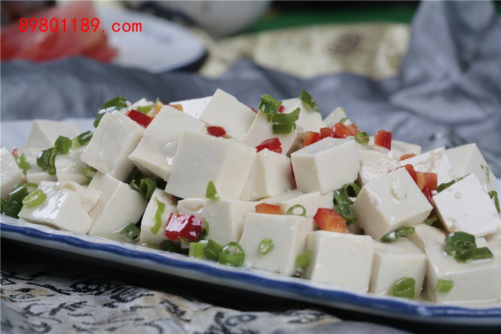 小葱拌豆腐
