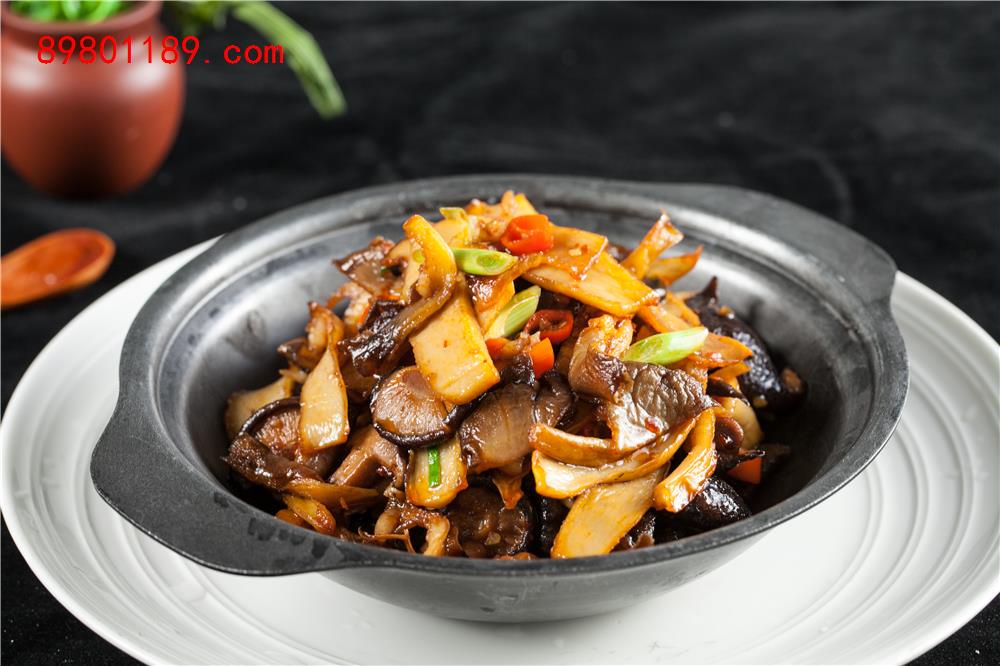 小馆杂菌煲