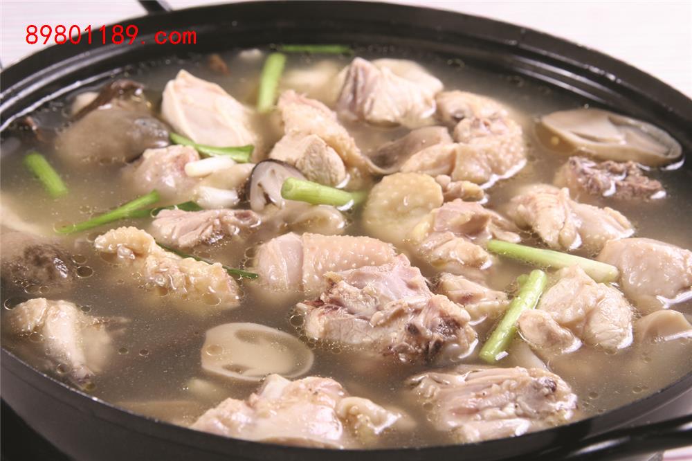 小鸡炖蘑菇