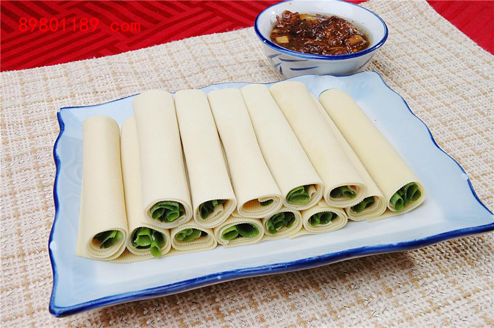 干豆腐卷大葱