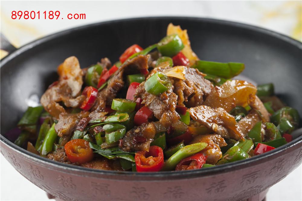 干锅带皮黄牛肉-