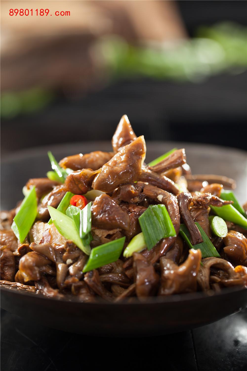 干锅滑子菇