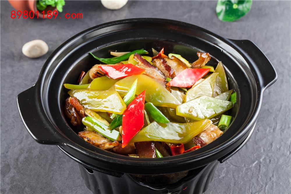 干锅莴笋腊肉