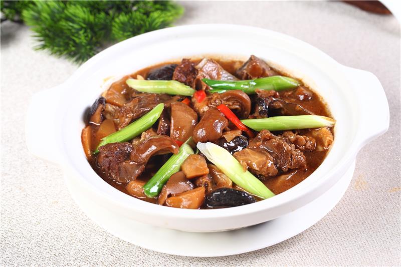 开炉羊肉煲