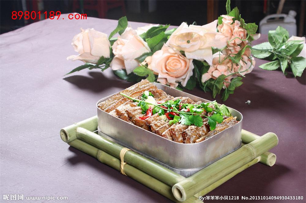 招盘饭盒蒸刀鱼