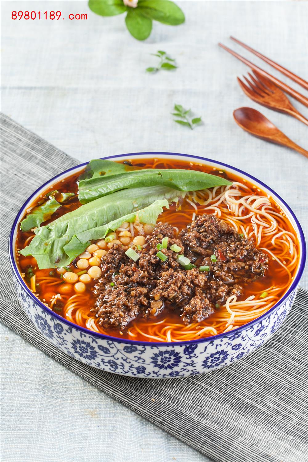 杂酱豌豆面-