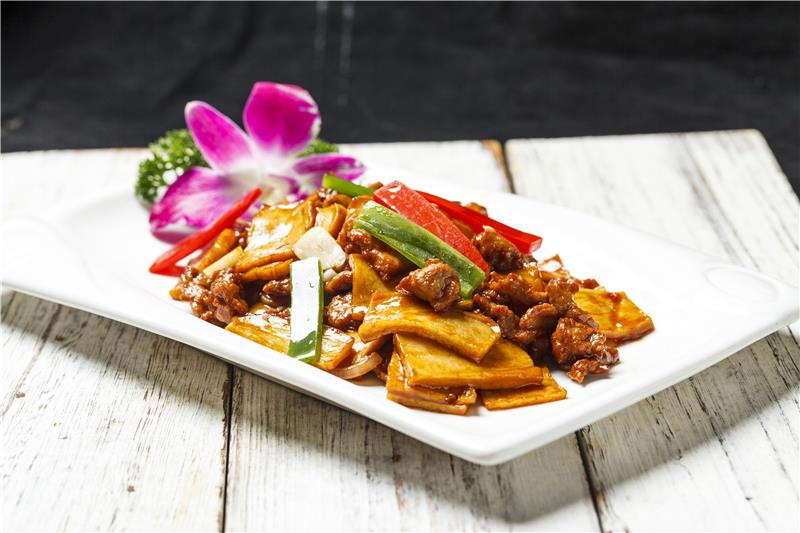 杏鲍菇炒肉
