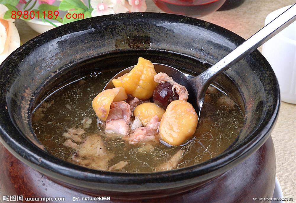 板栗土鸡汤