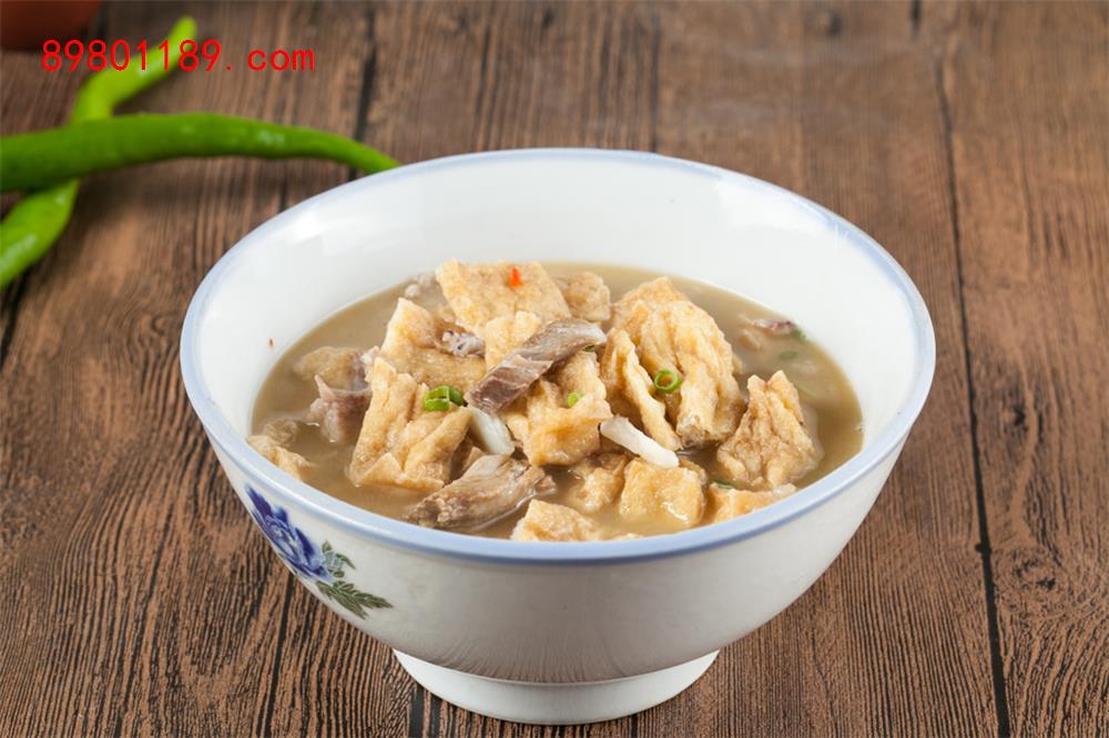油豆腐削骨肉-