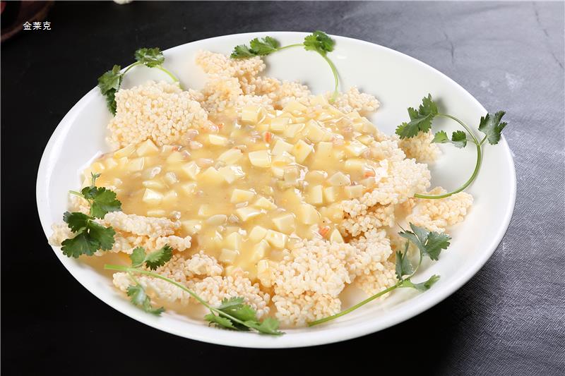 海鲜豆腐锅粑