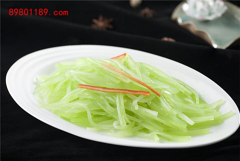 清炒莴笋丝