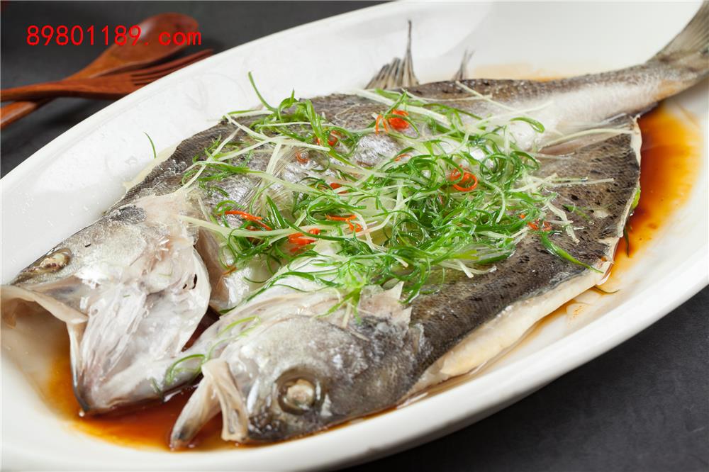 清蒸海鲈鱼-