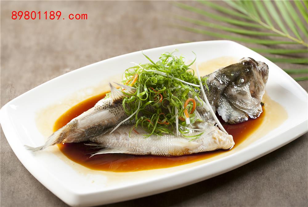 清蒸鲈鱼