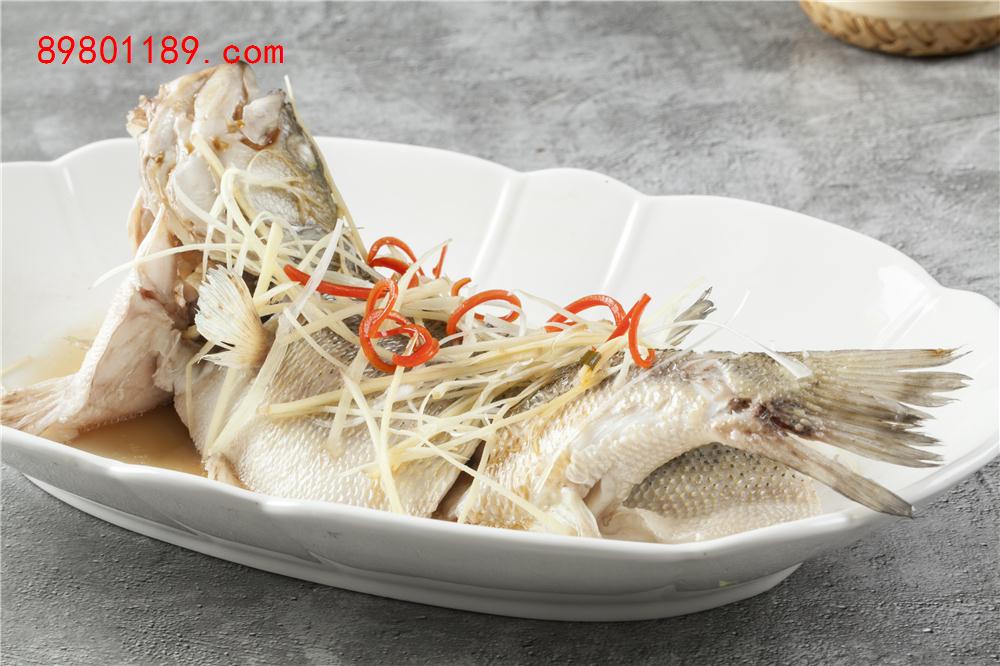 清蒸鲈鱼-