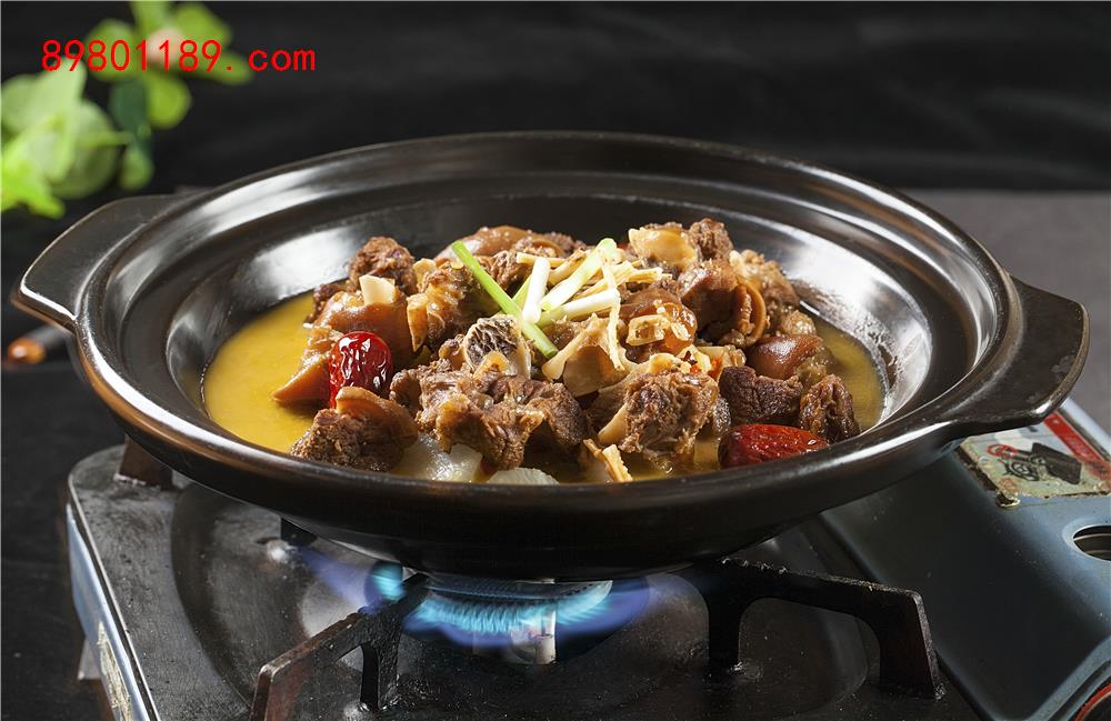 滋补羊肉煲-