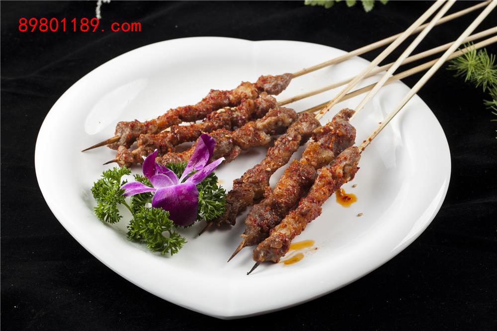 烤羊肉串-