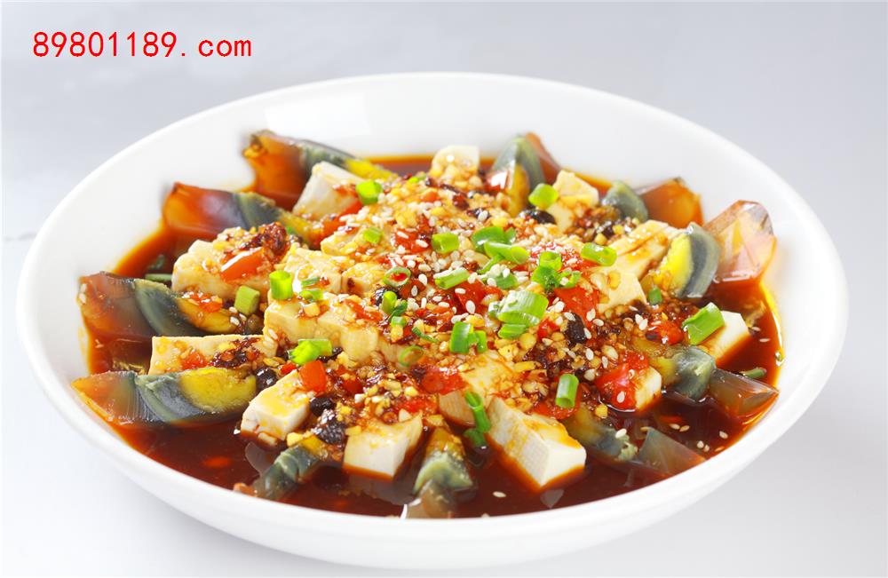 烧椒豆腐皮蛋