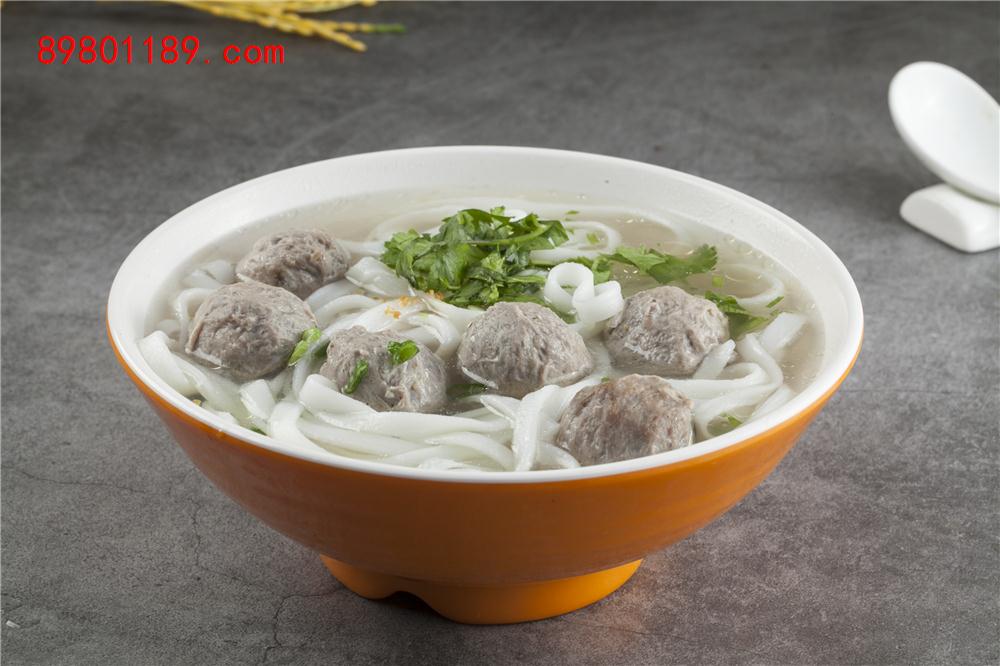 牛肉丸汤河粉-