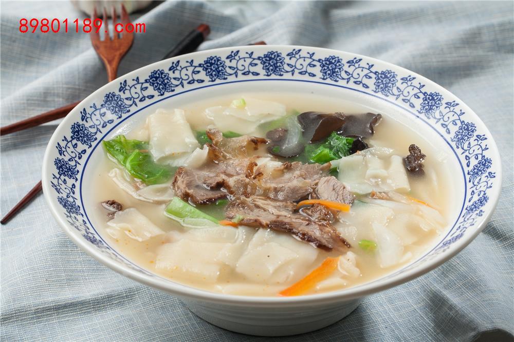 牛肉烩面片-