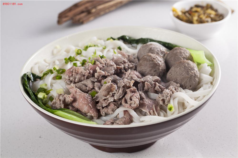 牛肉牛肉丸汤粉-