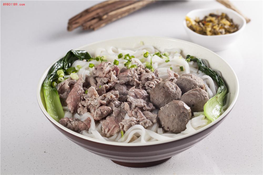 牛肉牛肉丸汤粉-