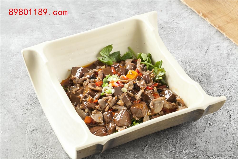 猪血响鸡杂-