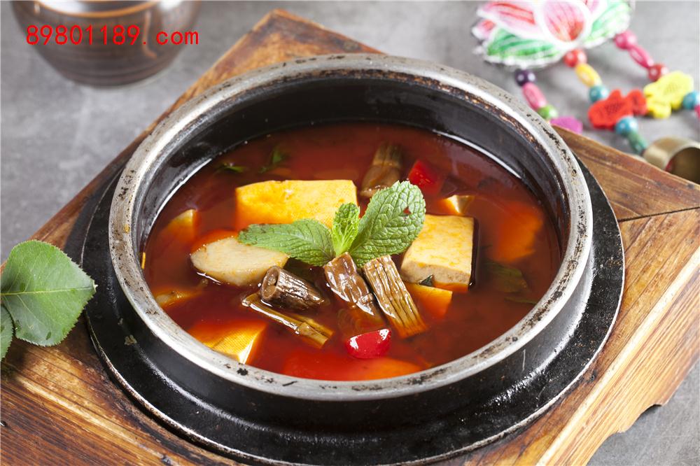 石锅石屏豆腐-