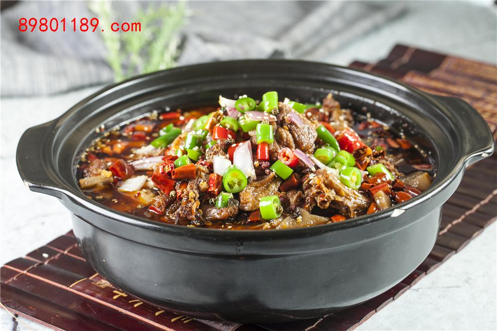 砂锅土鸭-