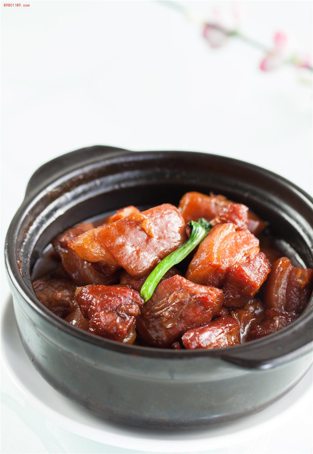 砂锅坛肉