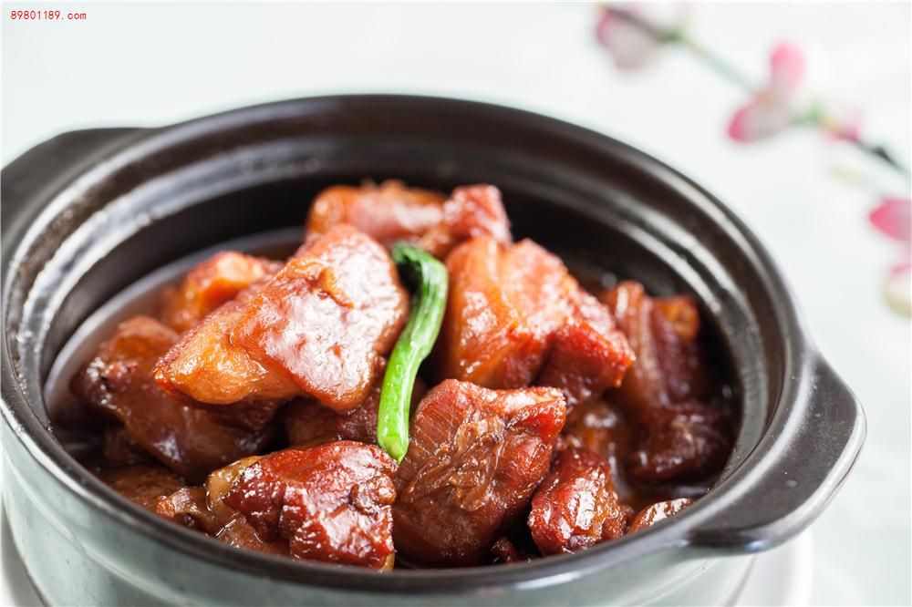 砂锅坛肉