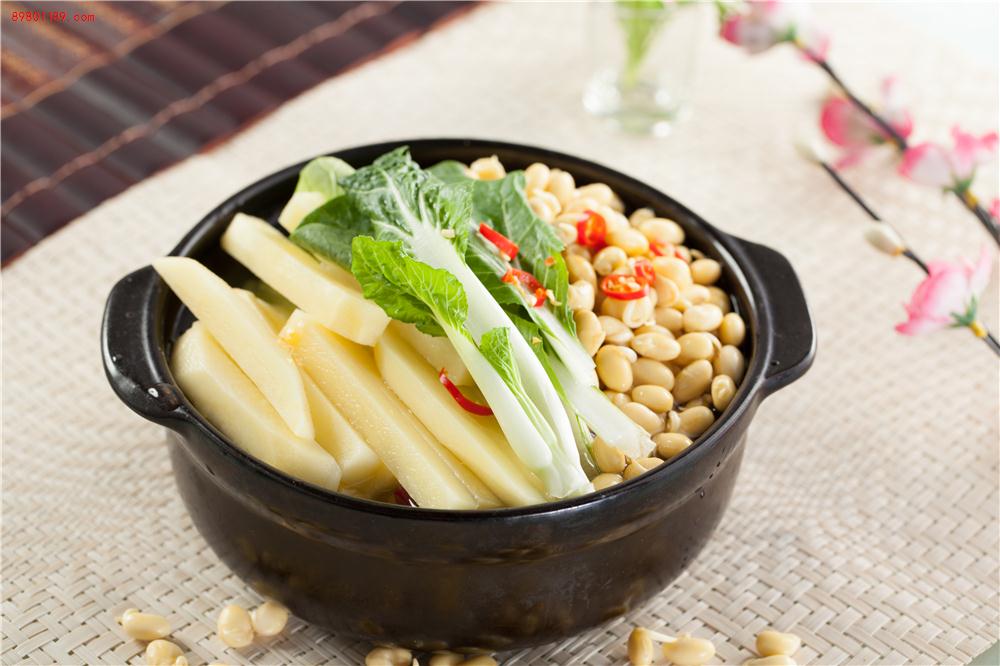 砂锅小白菜土豆条