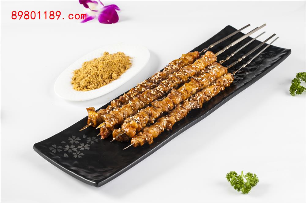 碳烤羊肉串