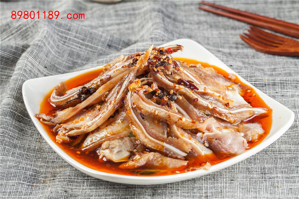 红油耳丝-
