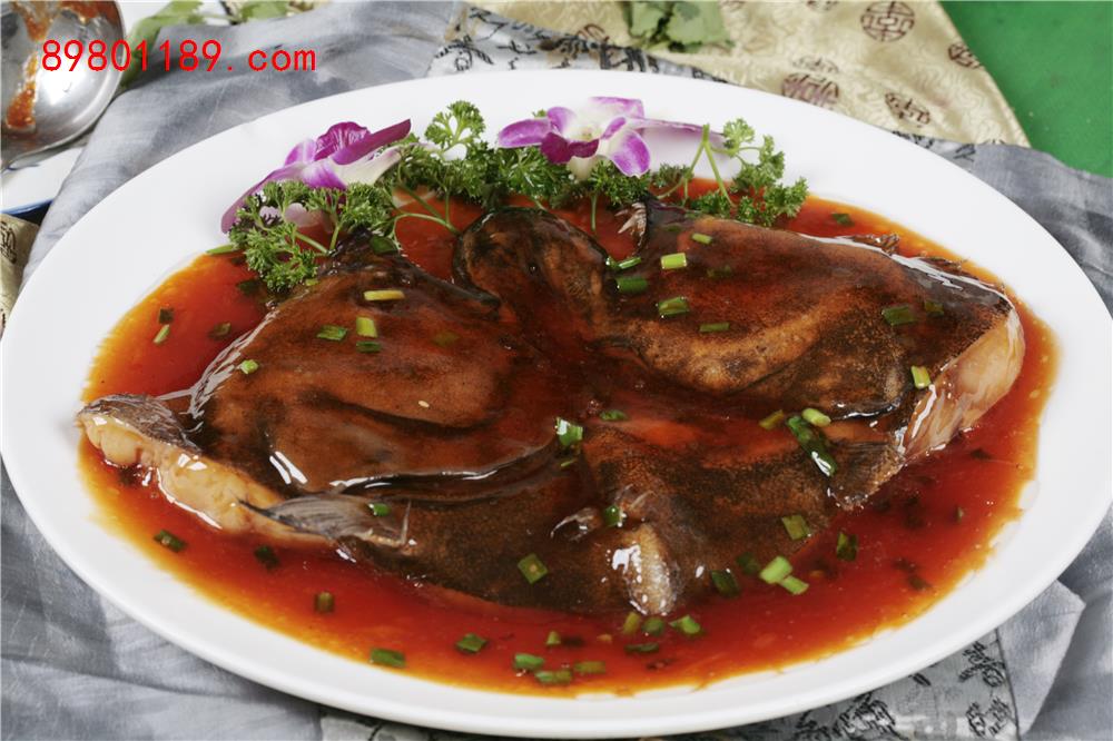 红烧碟鱼头