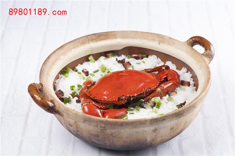 肉蟹煲仔饭