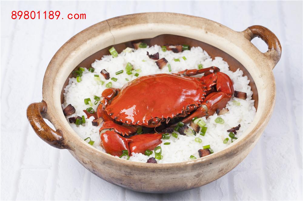 肉蟹煲仔饭